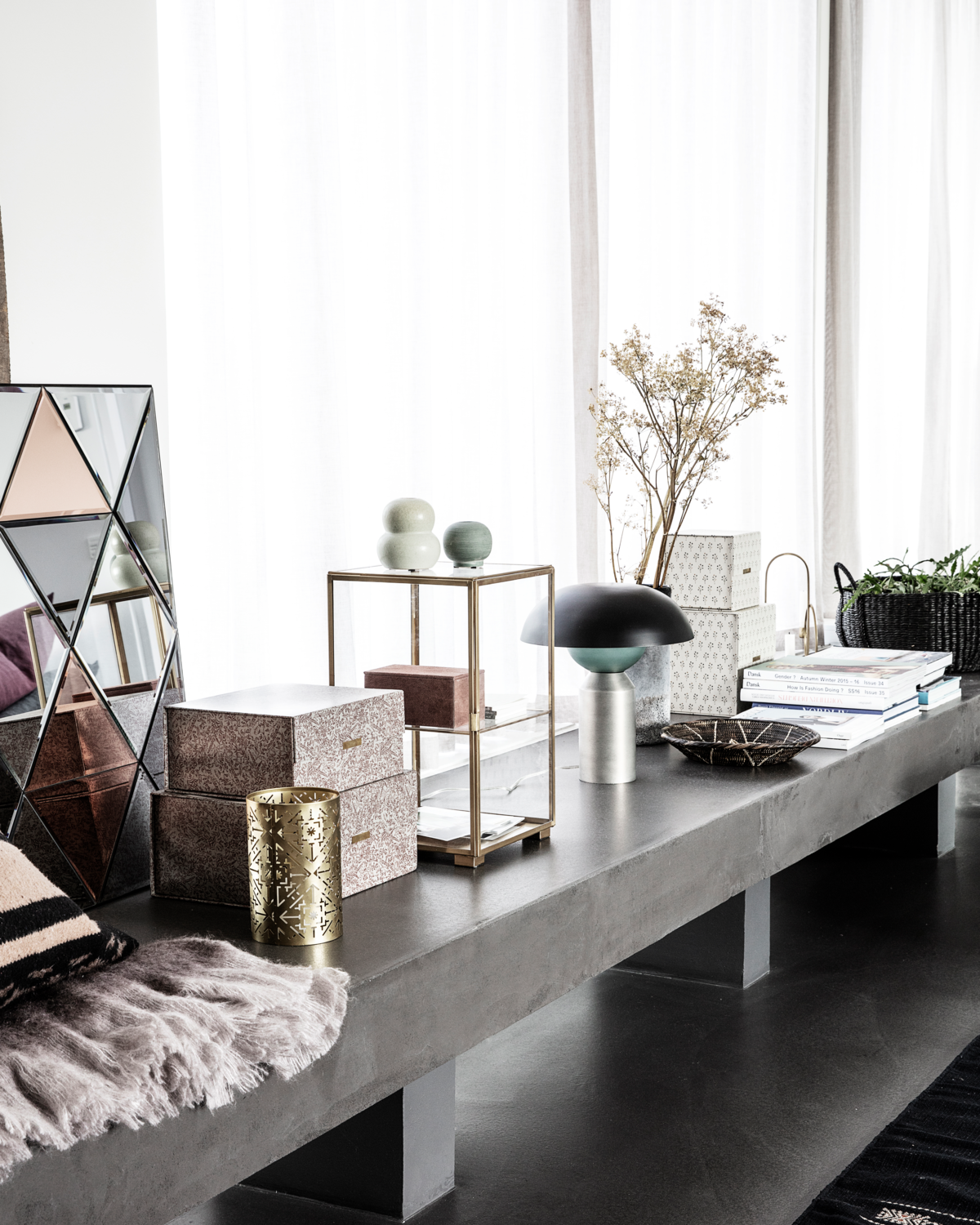 House Doctor Vitrineskab, Glass, Messing