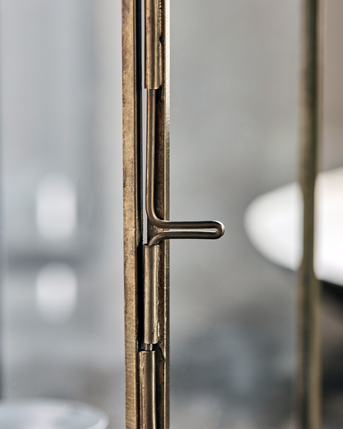 House Doctor Tilka Hurricane Lanterne H28,5 cm, Antik messingfinish