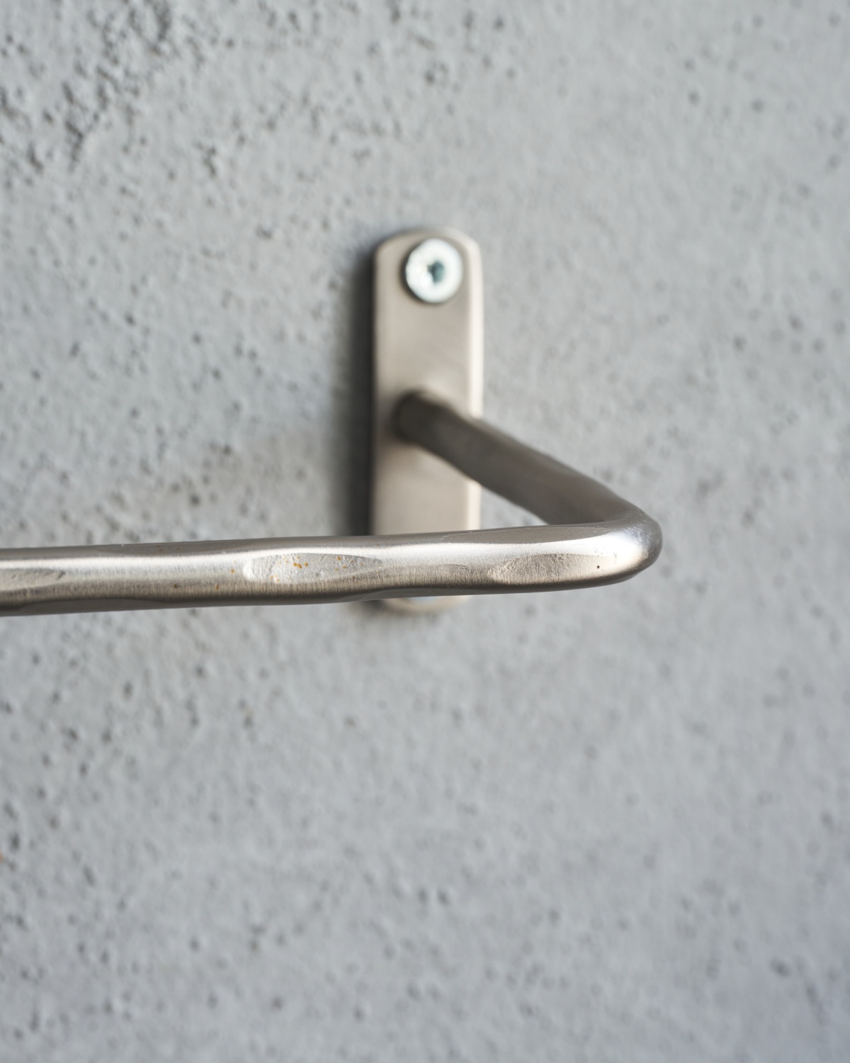 House Doctor Håndklædeholder, Welo, Børstet sølvfinish