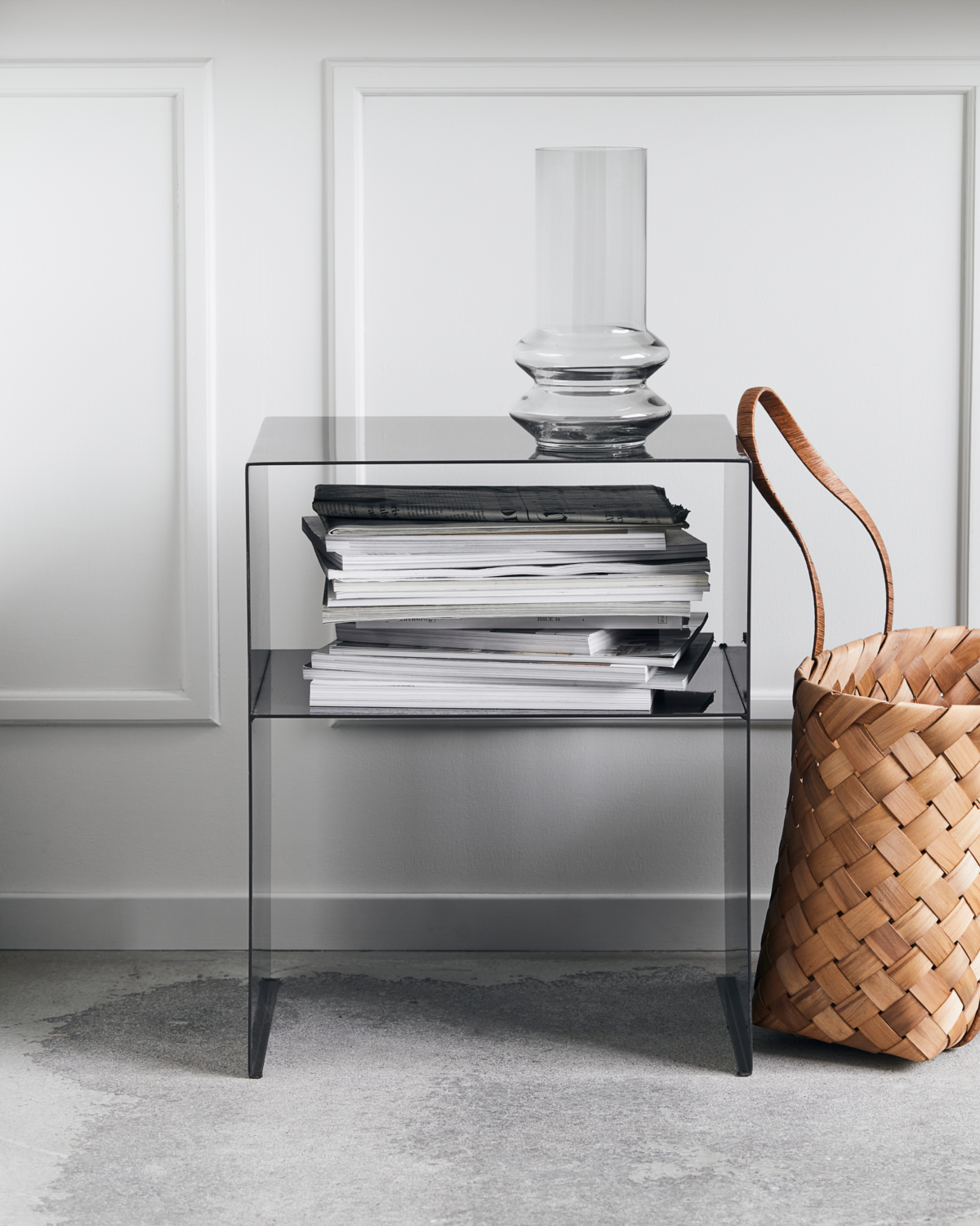 House Doctor Sidebord, Fari, Sort