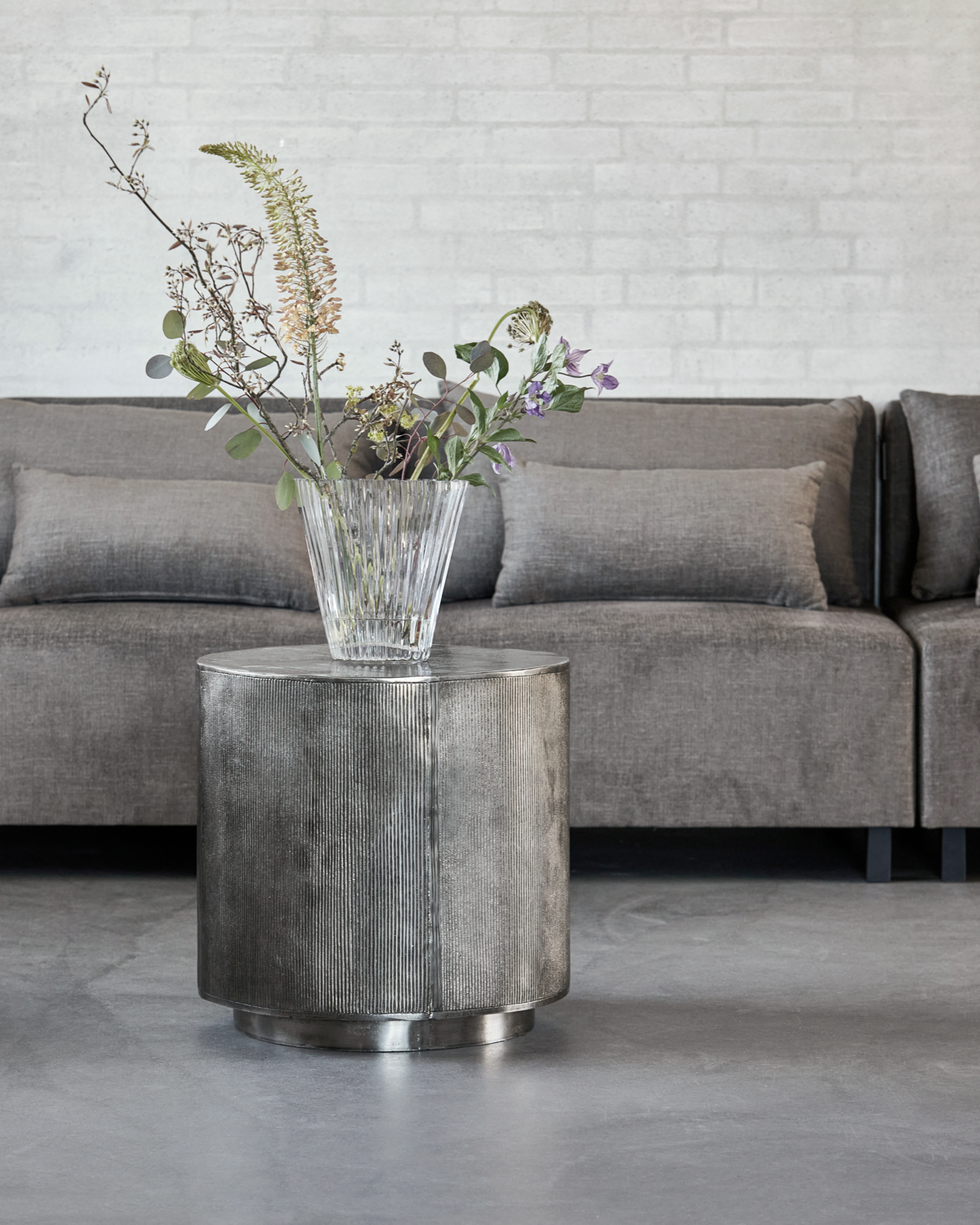 House Doctor Sofabord, Rota, Børstet sølv 50x50cm