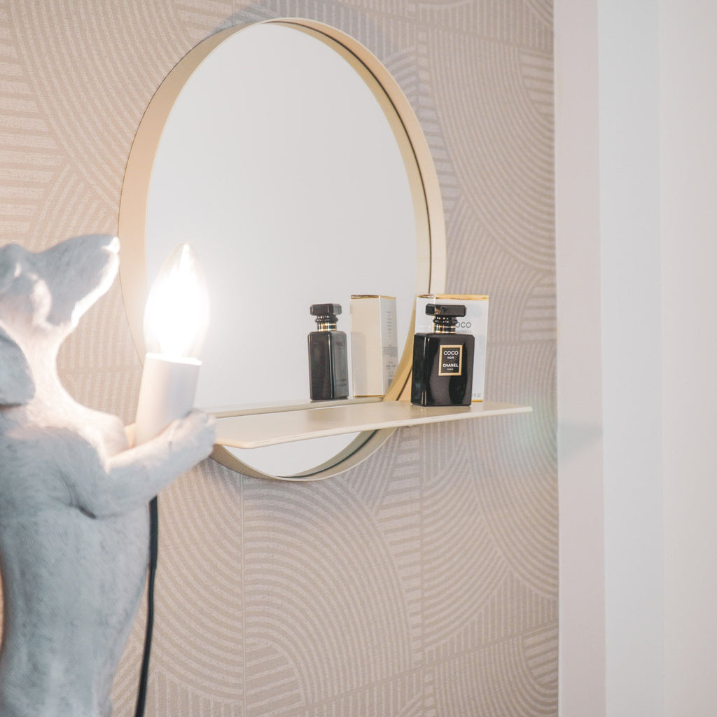 Housevitamin Spejl - Rund - Metal - Med Hylde - Sand- Ø40cm