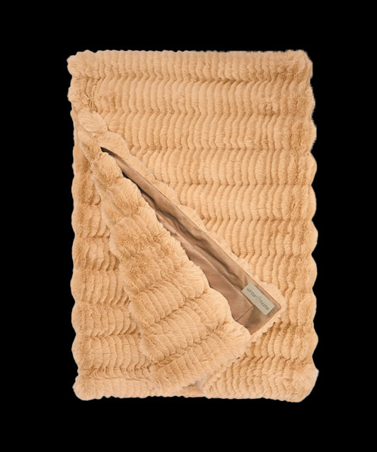 Winterhome - Faux Fur Plaid - Owl Clay 140x200 cm