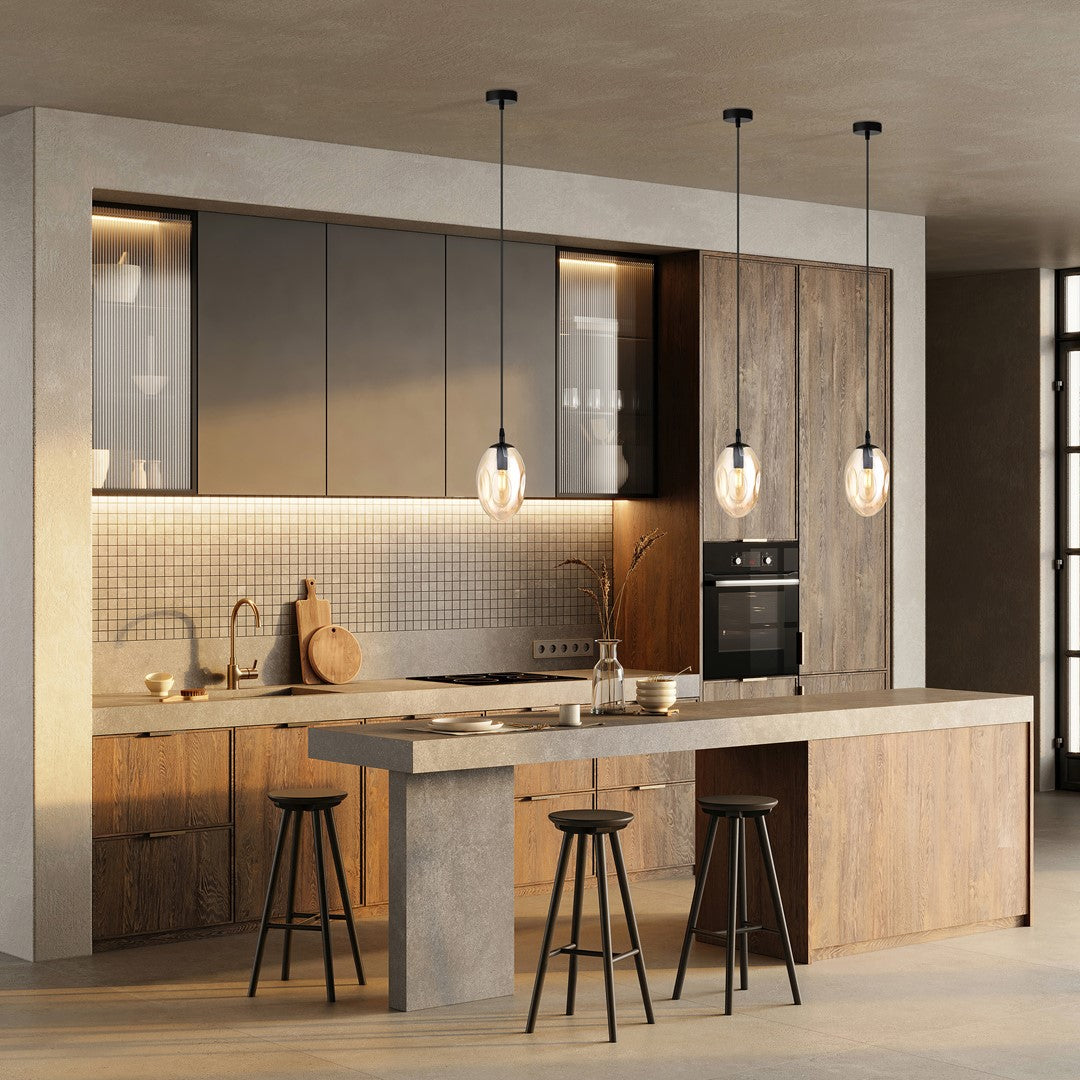 ASTRAL 1 Pendellampe – Sort & Ravfarvet Glas | Emibig