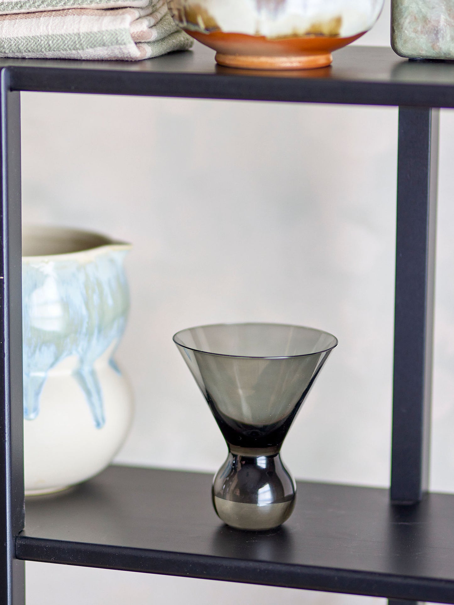 Corliss cocktailglas sæt 4 stk i gråt glas – Bloomingville drikkeglas
