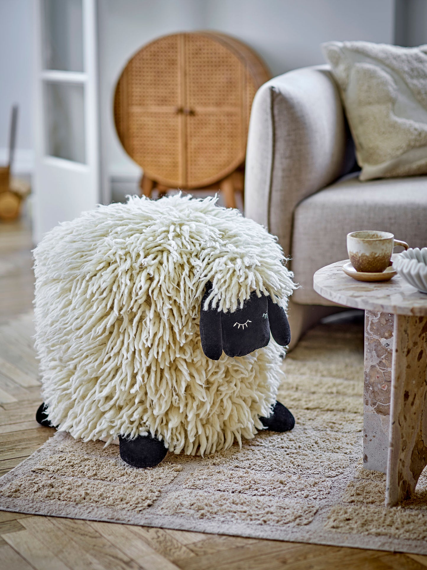 Bloomingville MINI Dolly Puf, Hvid, Uld