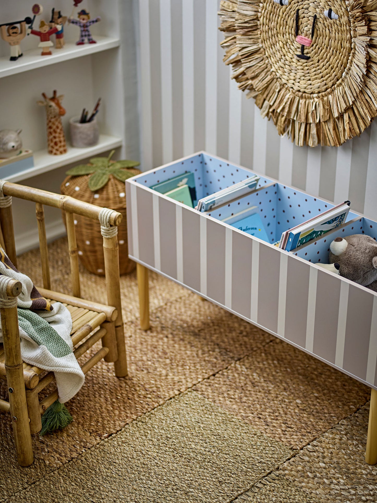 Bloomingville MINI Salam Bogkasse, Brun, FSC®100%, MDF
