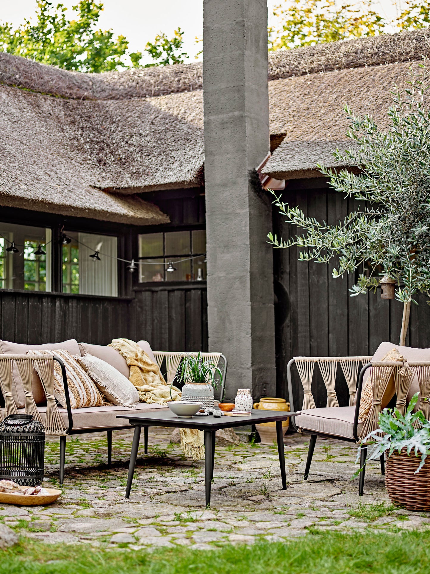 Bloomingville Pavone Sofabord – Sort, Metal og Fibercement, Nordisk Design