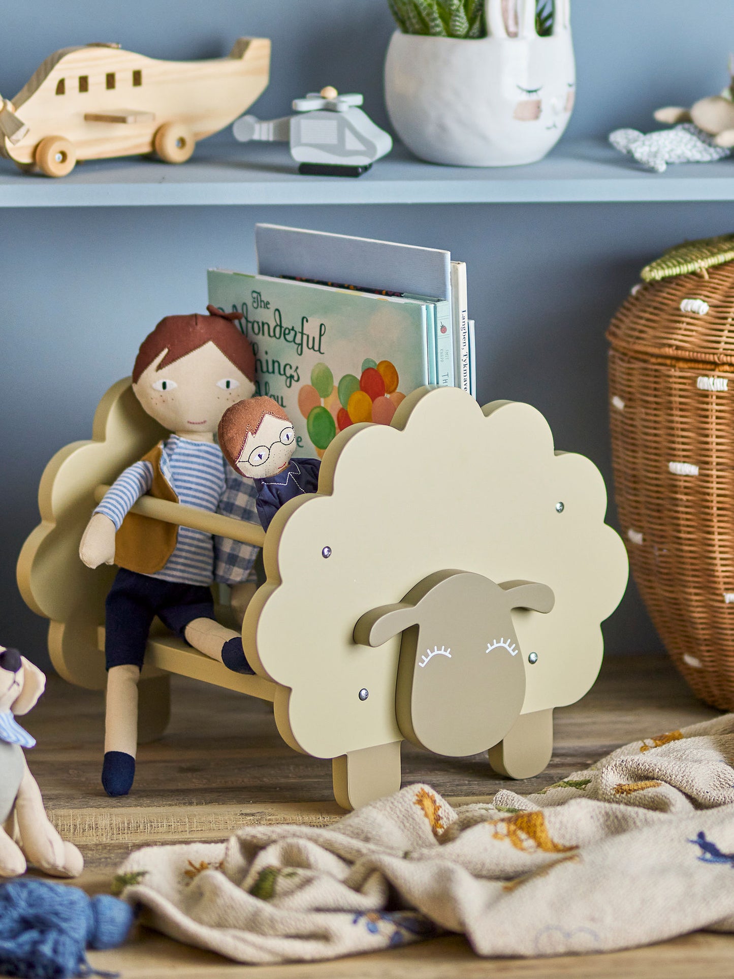 Bloomingville MINI Dolly Bogkasse, Grøn, FSC®100%, MDF