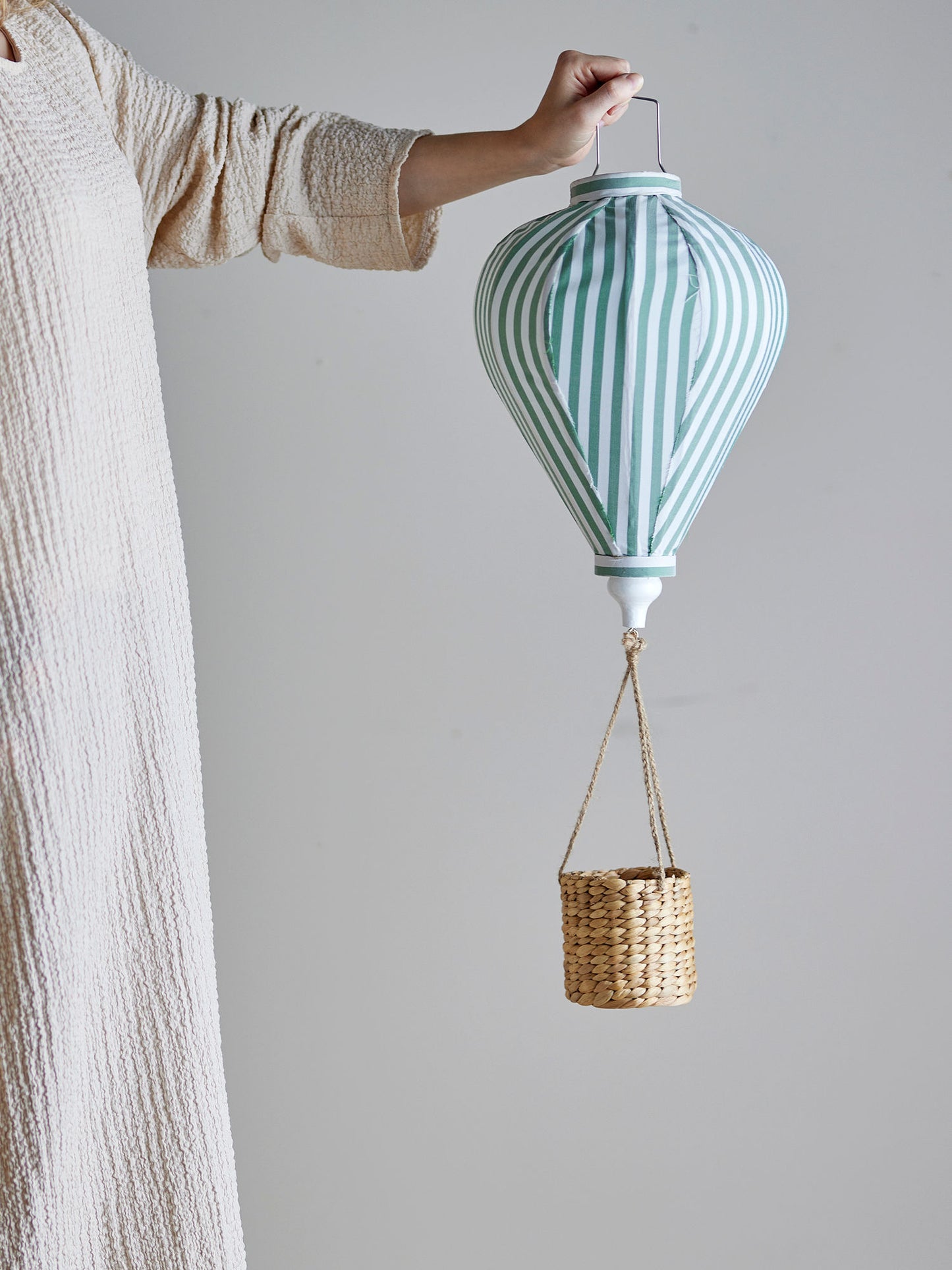 Pomp uro luftballon 25xH65 cm i grøn polyester – børneuro fra Bloomingville MINI