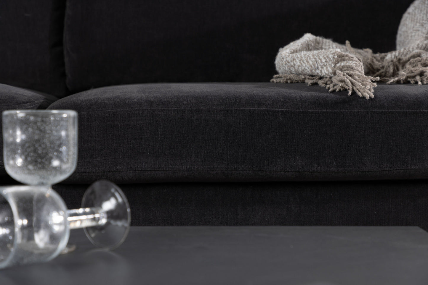 Venture Home Antibes 3-seat sofa - Dark Grey Velour Fabric