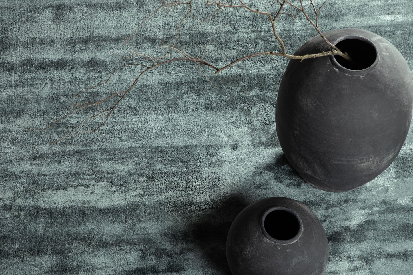 Venture Home Indra tæppe – Grafitgrå/Sort | 170 x 240 cm