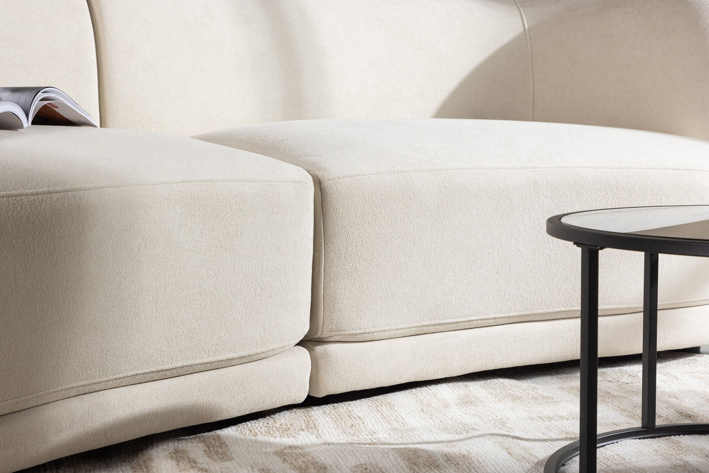 Venture Home Cielo 3-seat Sofa - White  /