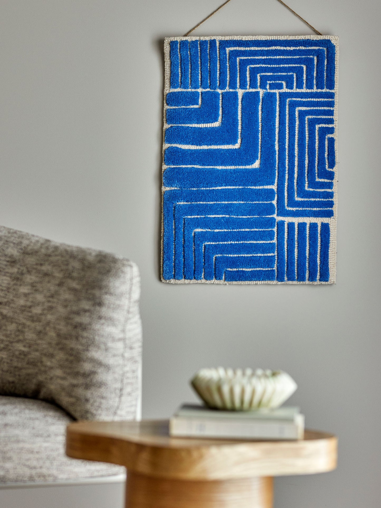 Velva vægdekoration 45x64 cm i uld – blå tufted vægkunst fra Bloomingville