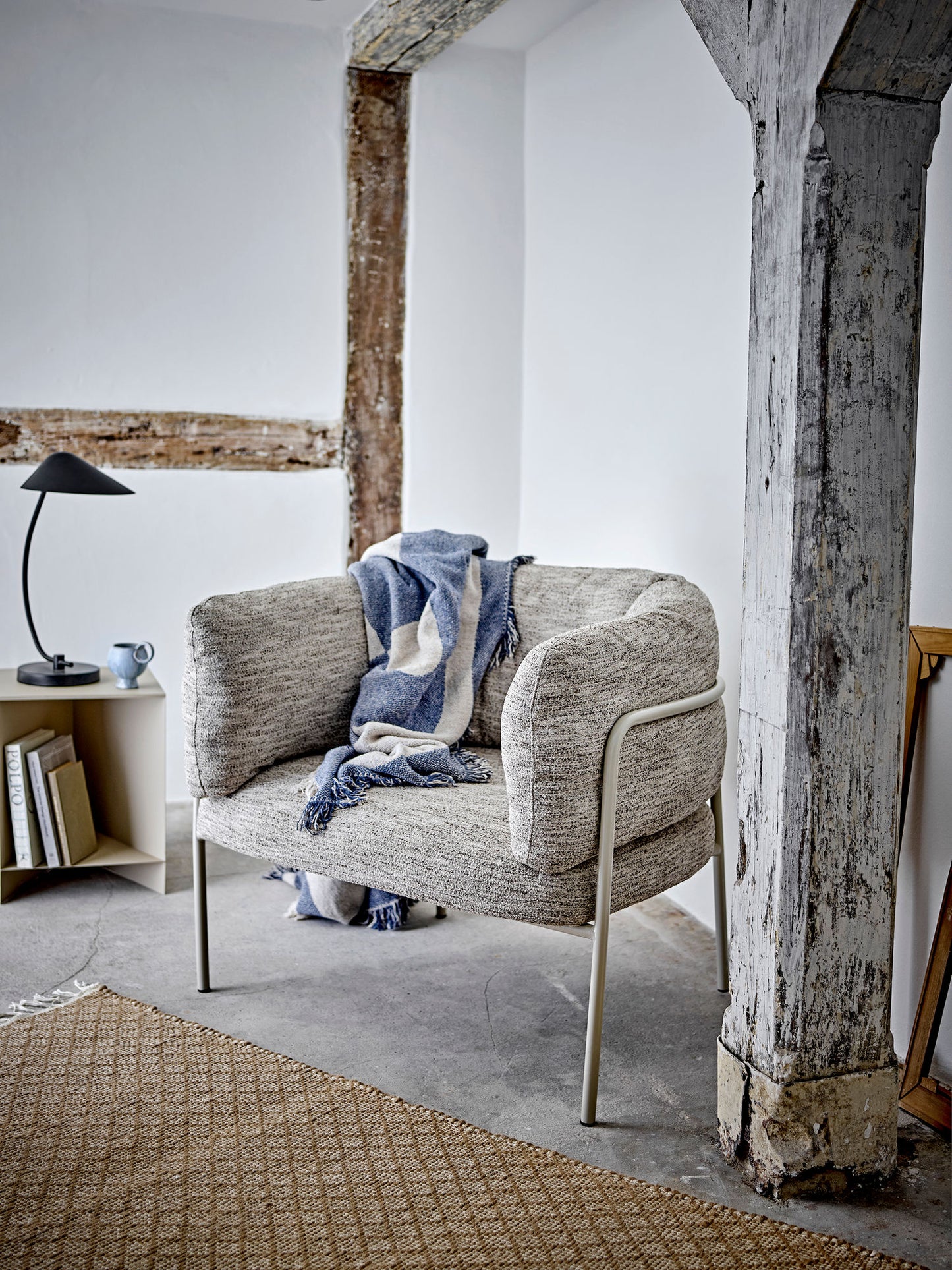 Bloomingville Karel Loungestol – FSC®-certificeret Plywood & Gråt Tekstil
