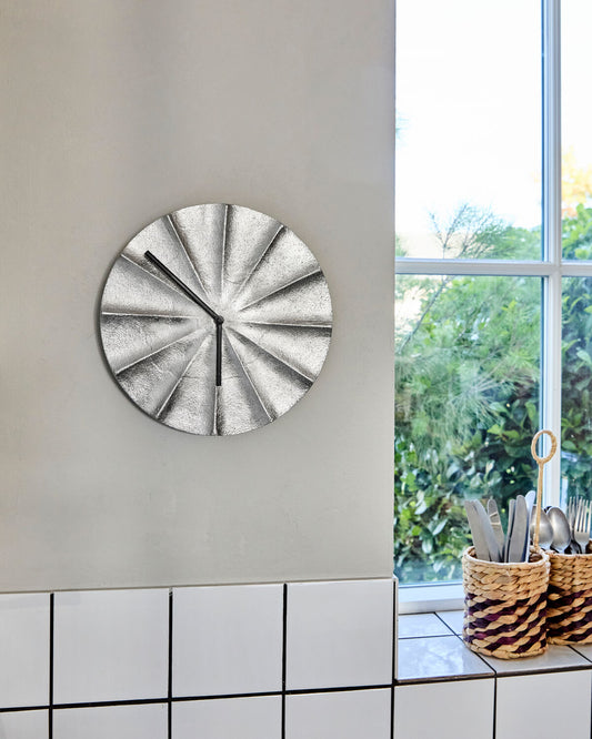 House Doctor Show Vægur – Håndlavet Sølv Finish, Moderne Design