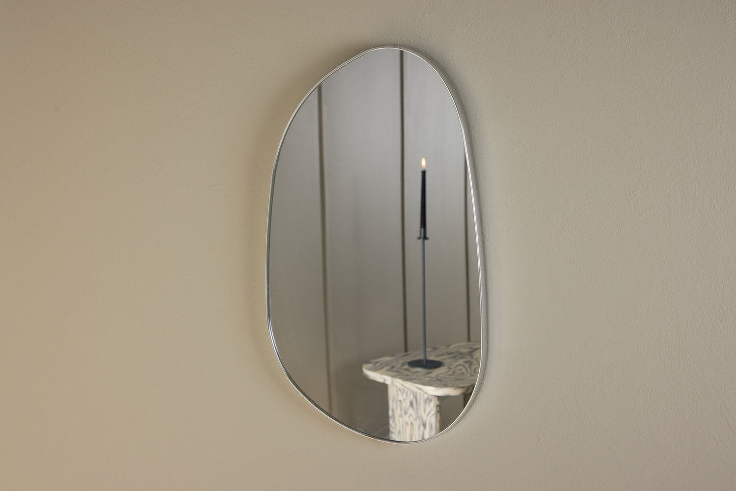 Askersund Spejl 65x40 cm – Sølvfarvet Aluminium