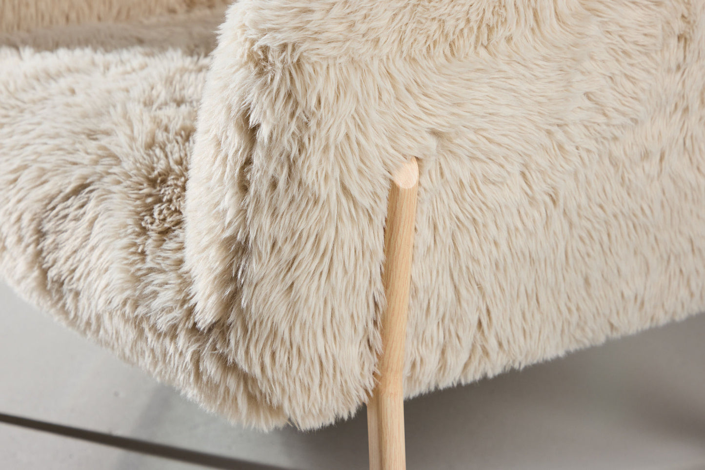 Venture Home Zenzi Lænestol - Trælook stålramme / Beige Kunstpels