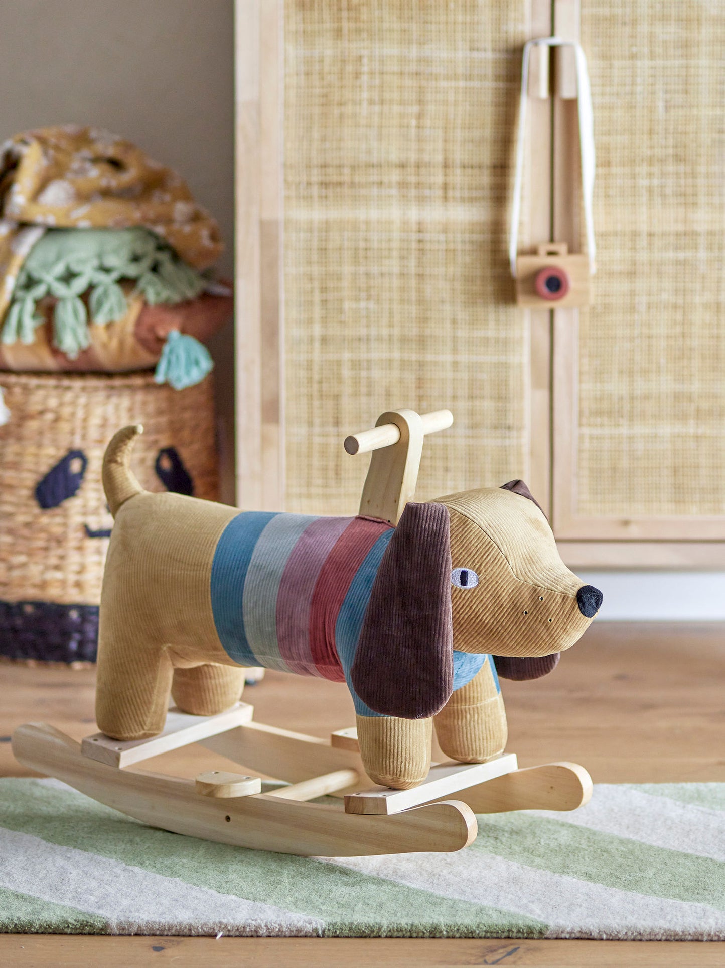 Charlie gyngehest hund 66x34xH51 cm – Bloomingville MINI børne gyngelegetøj