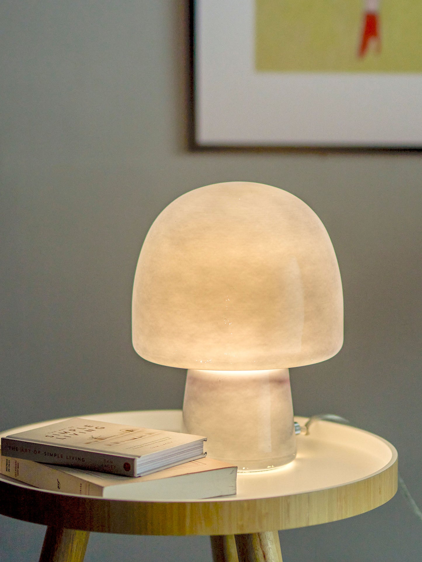 Paddy bordlampe H27 cm i mørkeblåt glas – svampeformet design fra Bloomingville