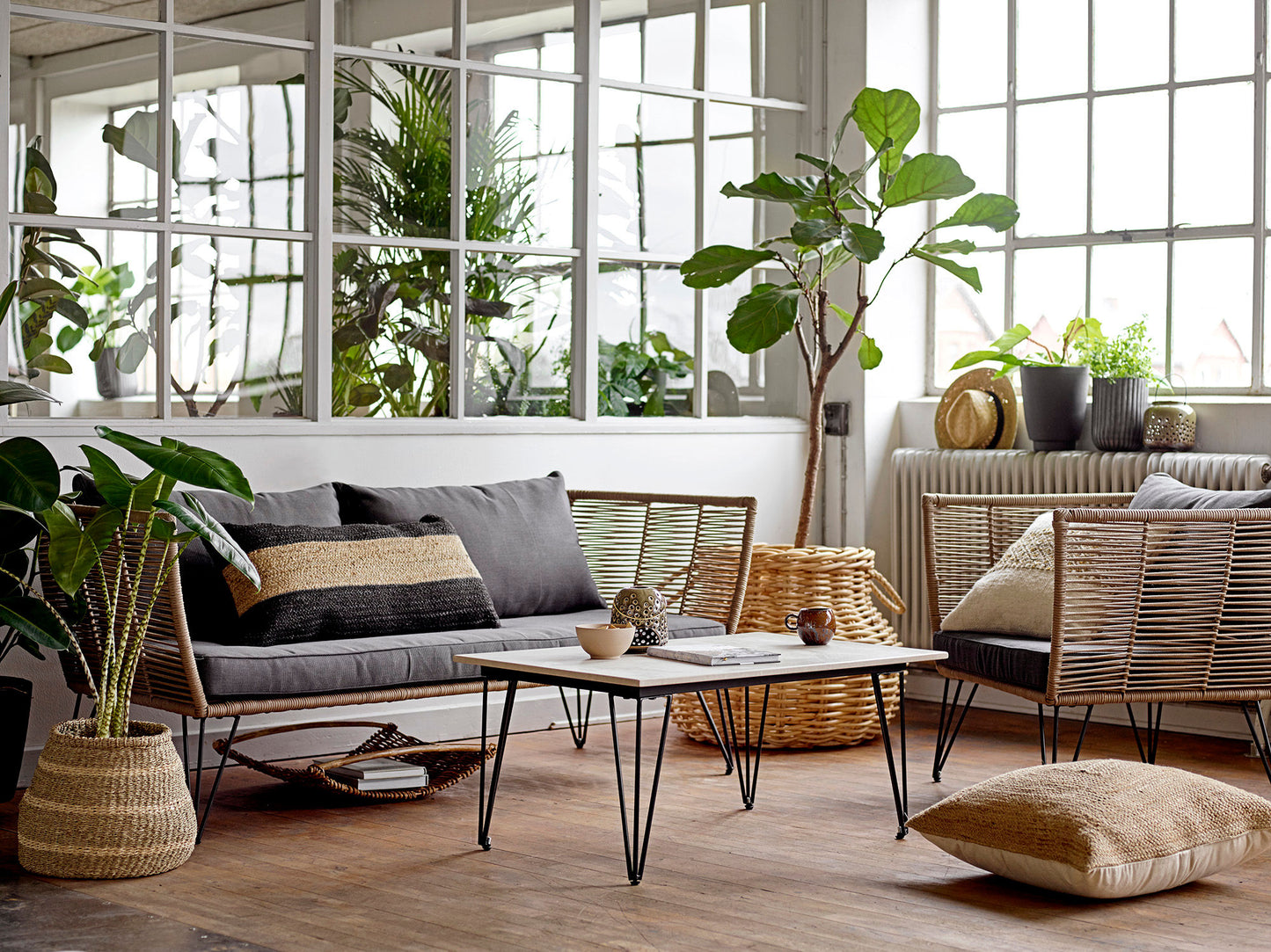 Bloomingville Mundo Sofabord – Grå Fibercement med Sorte Metalben