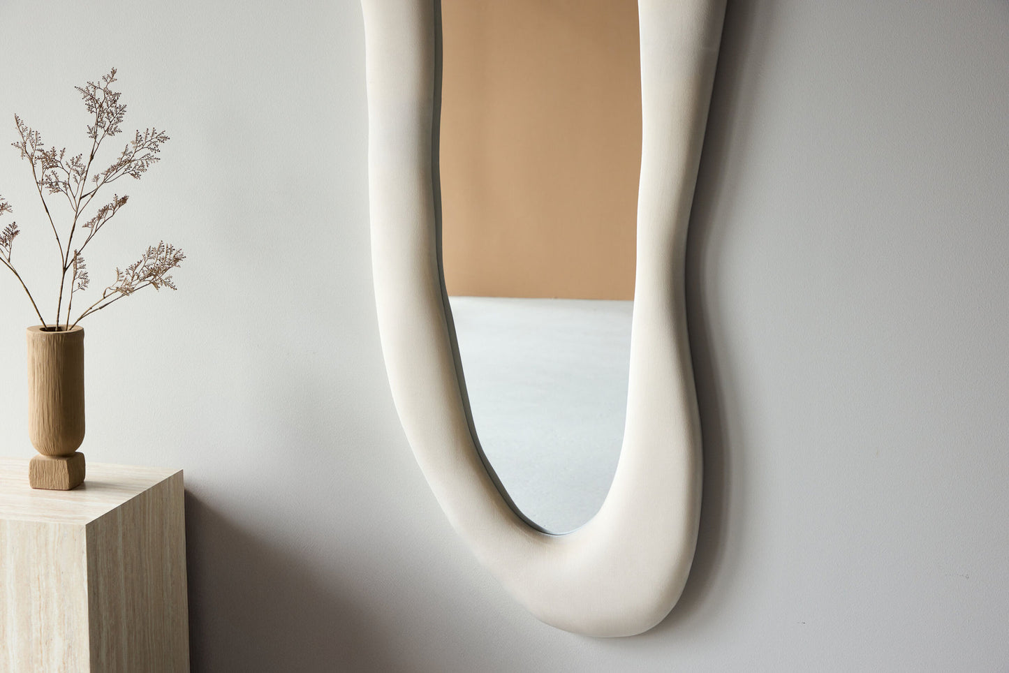 Venture Home Louisville Spejl 66x185 cm - MDF med Beige stof / Klar Glas