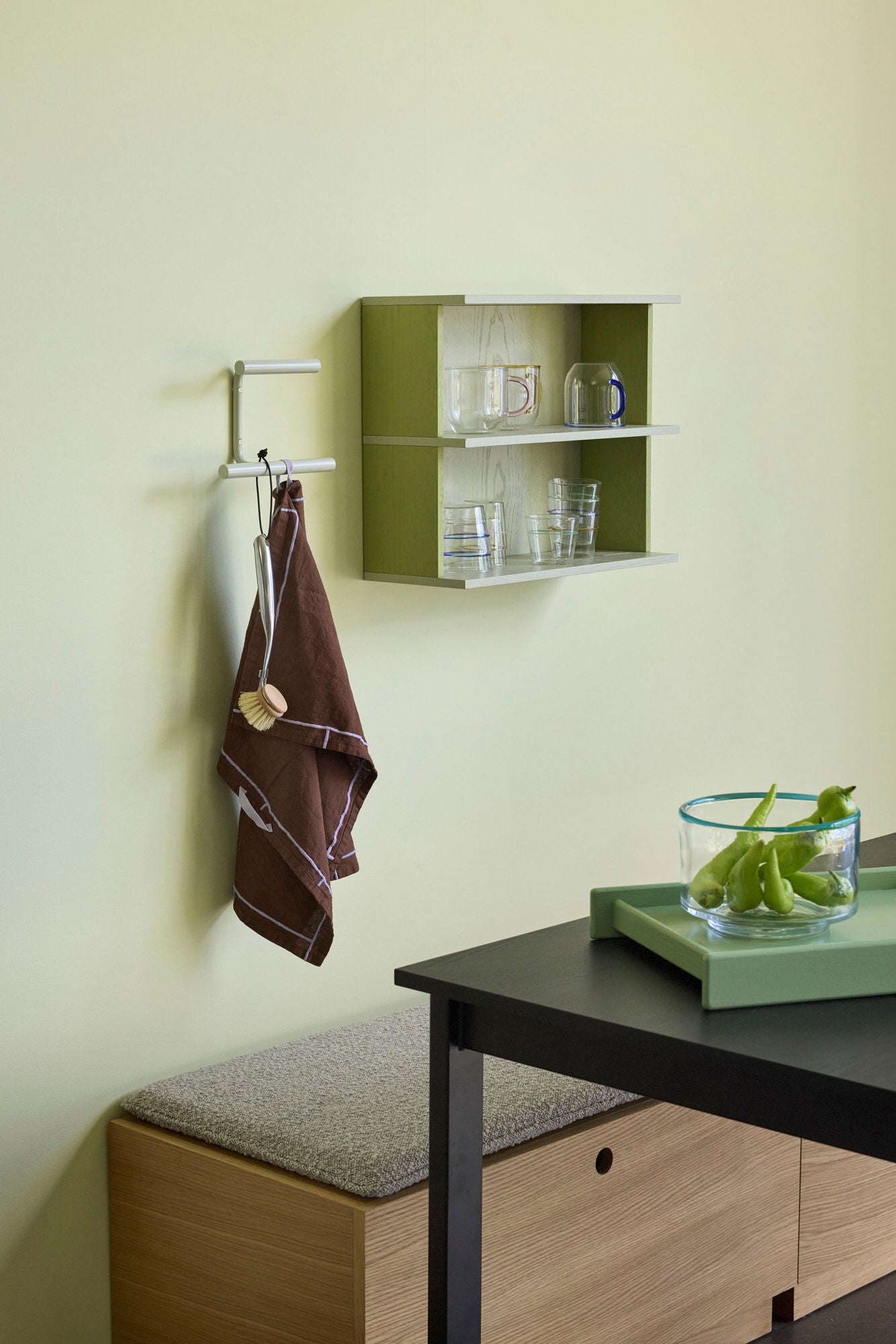 Hübsch Pep Reol – FSC®-certificeret Askfiner & Moderne Opbevaring