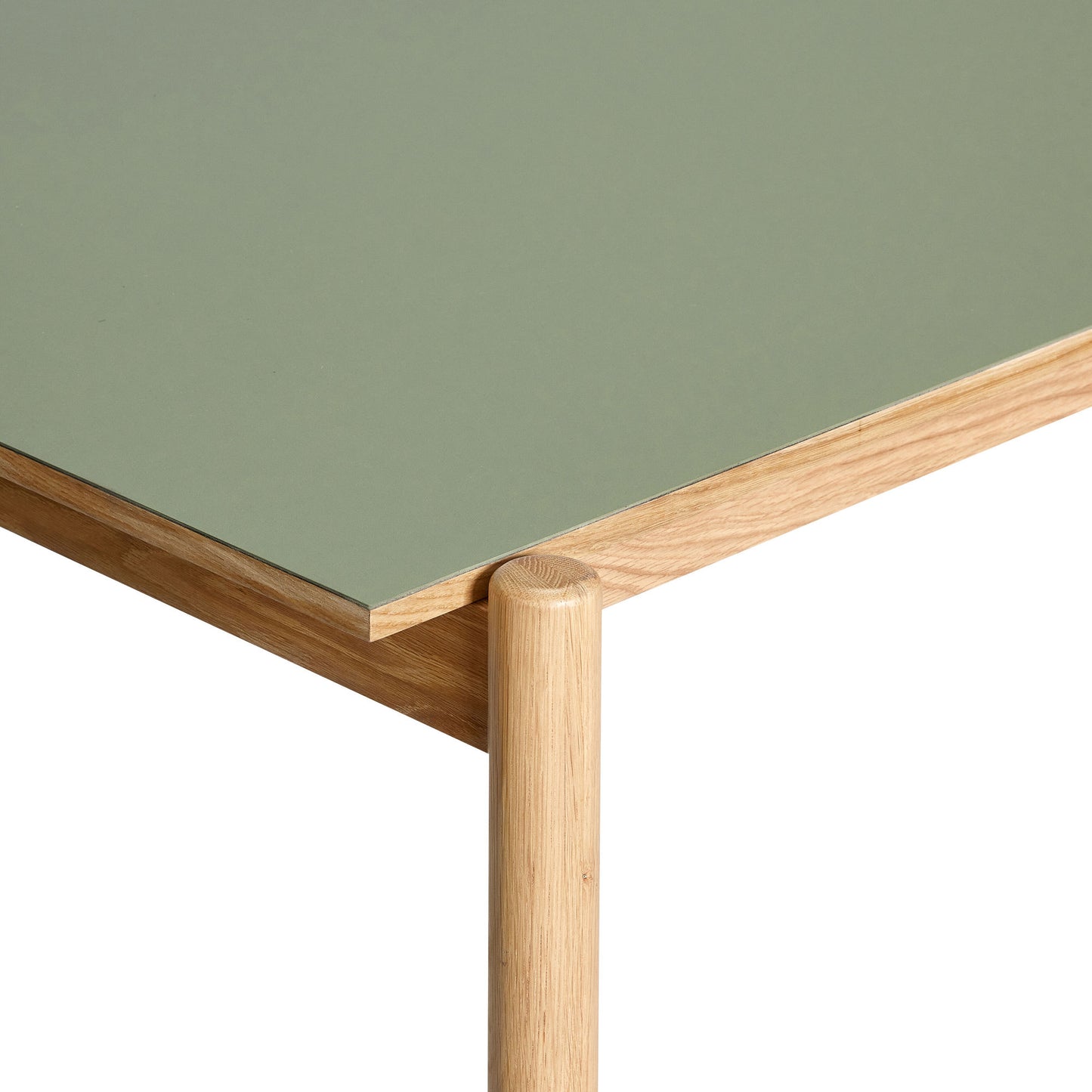 Hübsch Oblique spisebord i egetræ 190x107xH75 cm – FSC-certificeret bord med olivengrøn linoleum