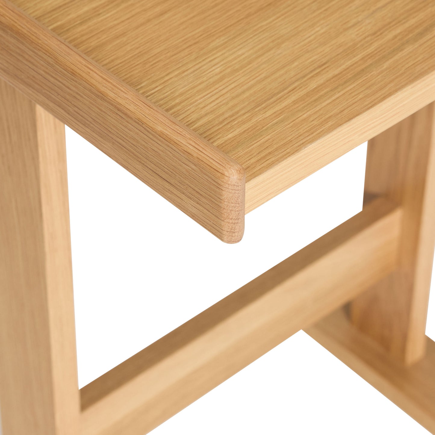 Hübsch Less sidebord 48x35xH65 cm – FSC-certificeret egetræ med hjul
