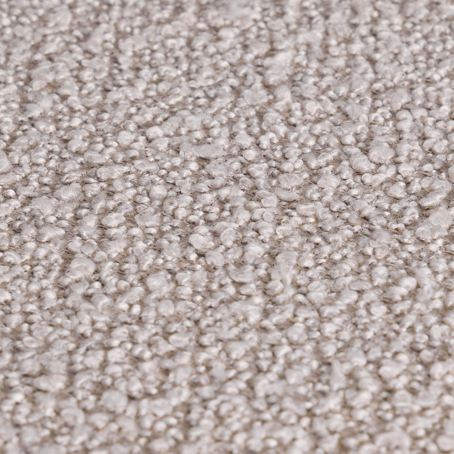 Hübsch Layer bænk med polstring 132x40xH47 cm i egetræ – FSC-certificeret entrébænk i lysegrå