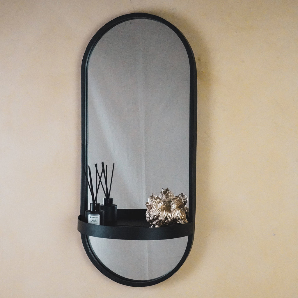 Spejl - Metal - Sort - med hylde - 30x15x70cm